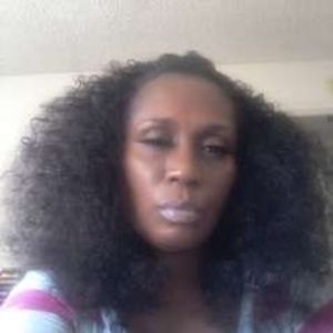 Meet your Posher, Yolanda